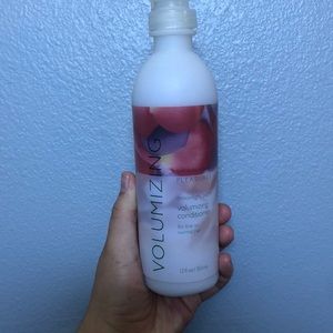 Bath and Body Works conditioner